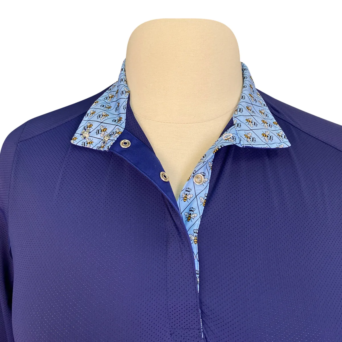 Essex Performance Show Shirt in Navy Queen Bee - Women's Large