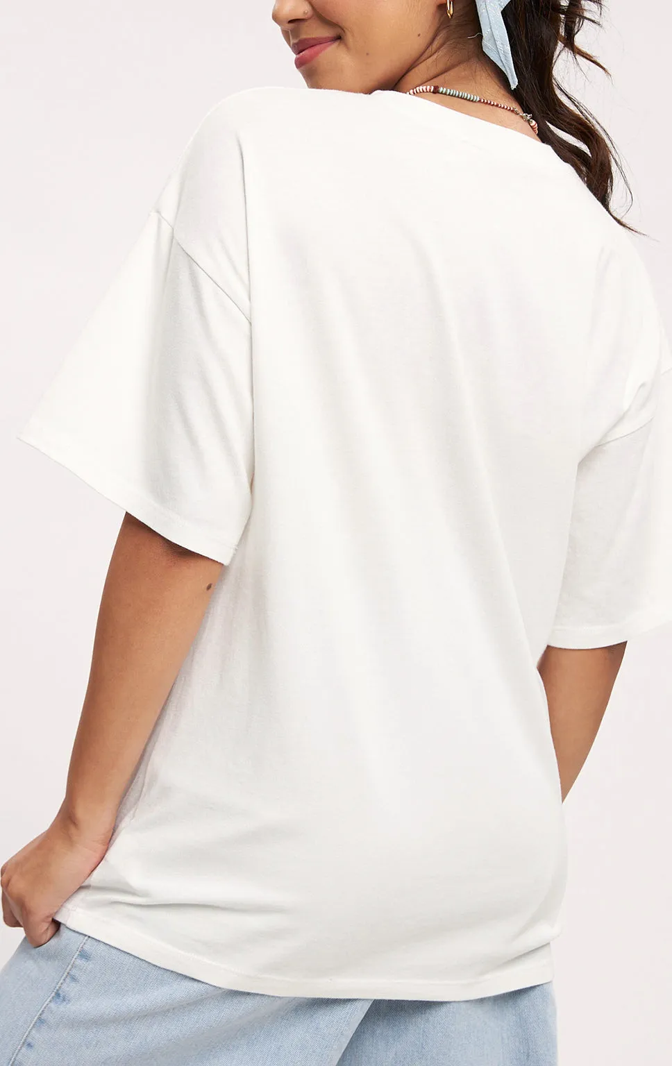 FEEL YOUR FEELINGS OVERSIZED FIT GRAPHIC TEE
