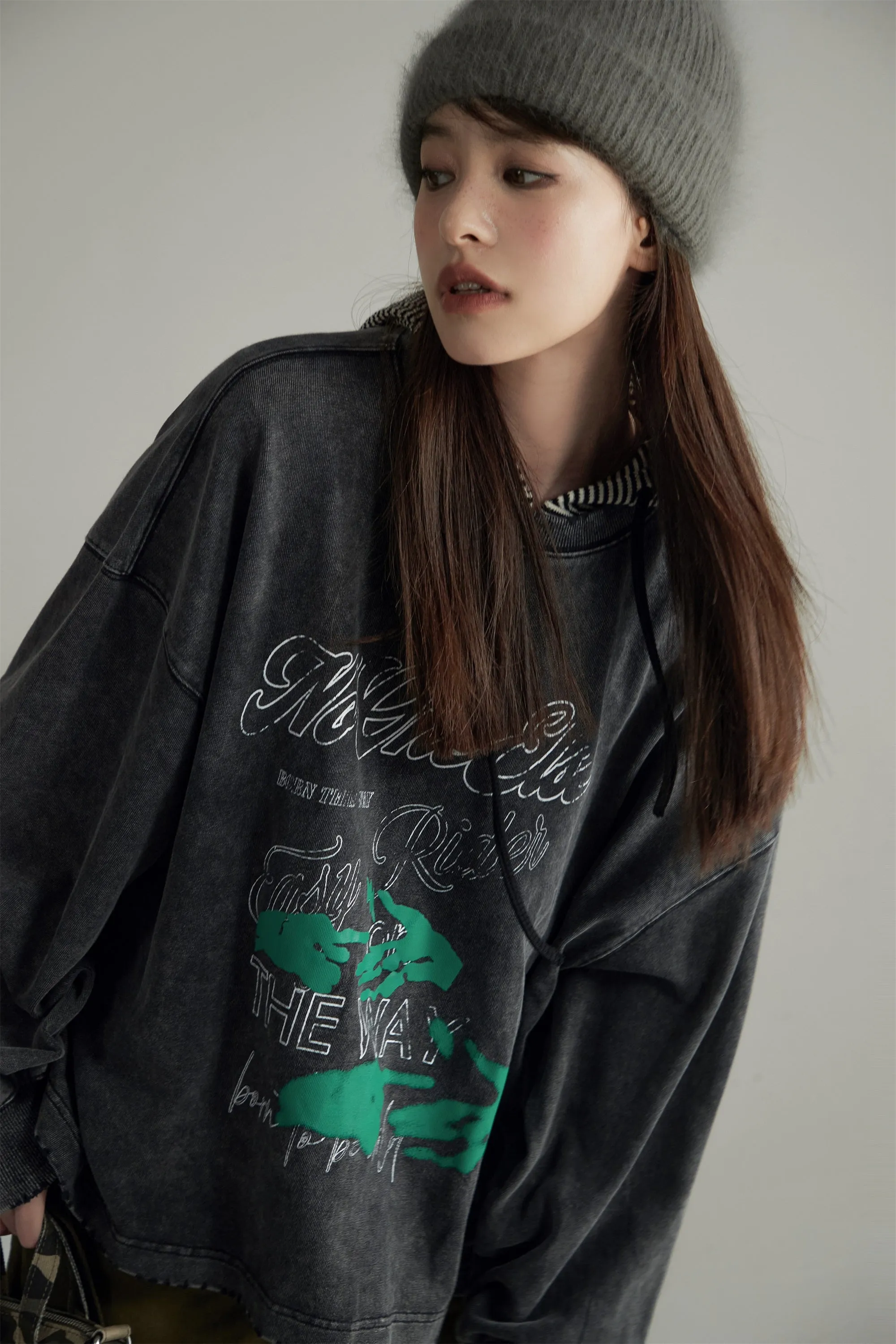 Noe Pattern Loose Fit T-Shirt