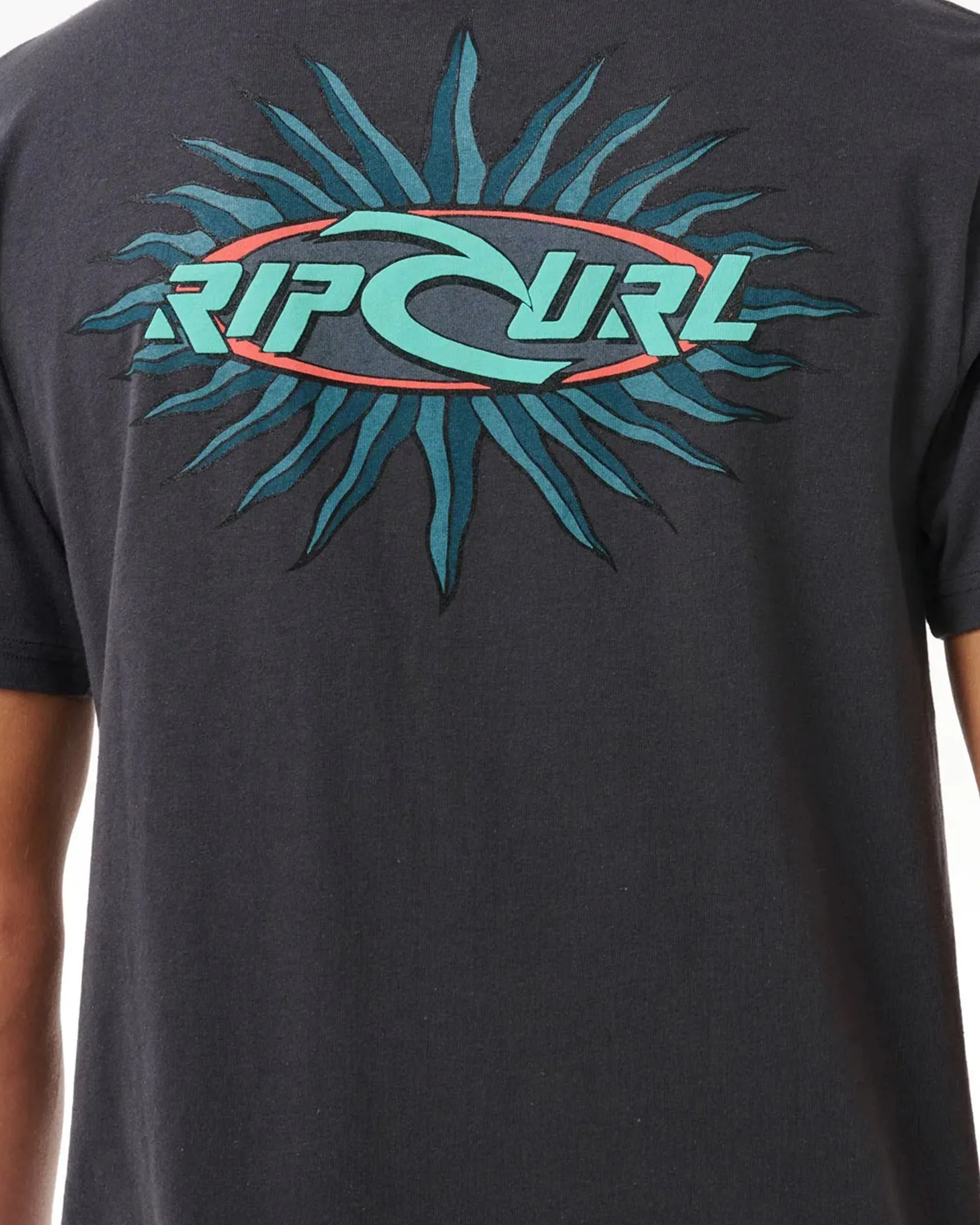 Quest Oval S/S T-Shirt