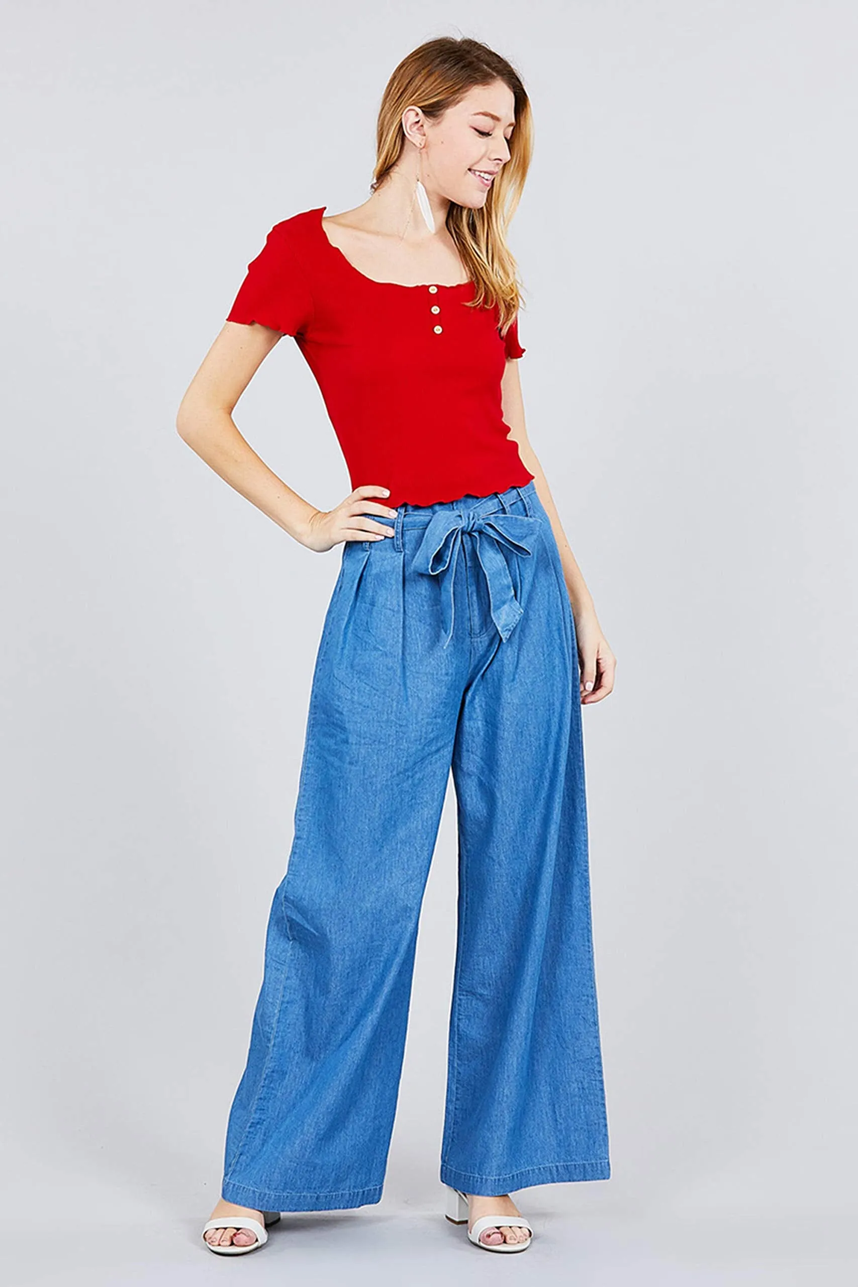 Women's Double Scoop Neck With Button Rib Lettuce Hem Crop Top