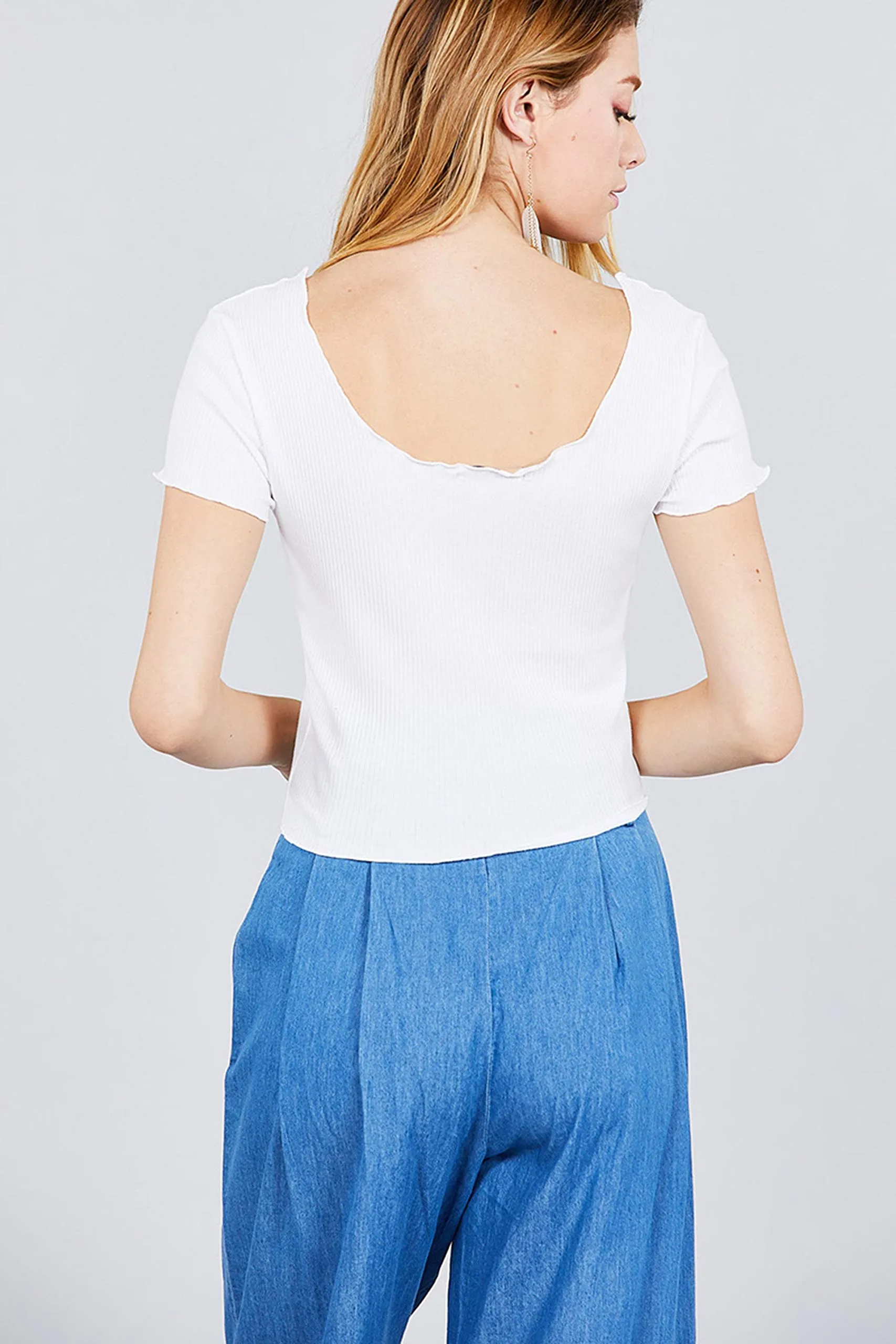 Women's Double Scoop Neck With Button Rib Lettuce Hem Crop Top